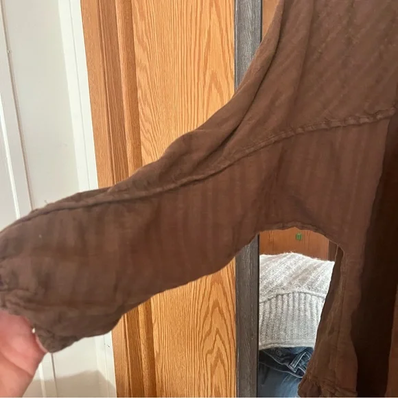 American Eagle Outfitters Brown Flowy Boho Button-Up Blouse - Picture 4 of 5